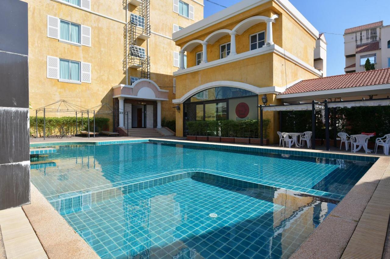 Oyo 109 Ozone Prime Pattaya Hotel Luaran gambar